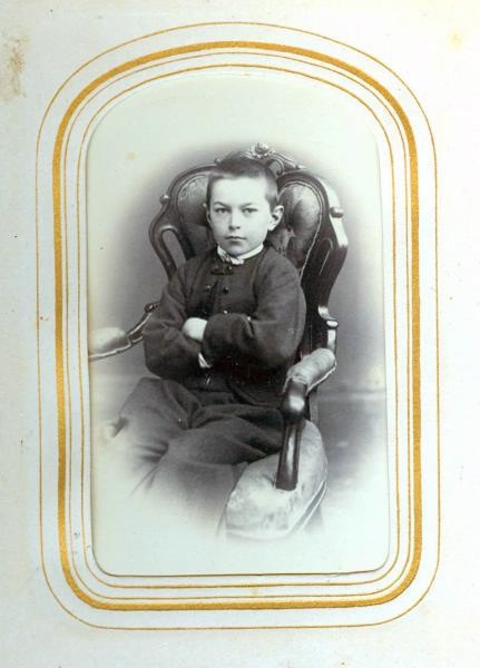 Яков Аркадьевич Артюхов, 1891 - 1901, г. Курск. Из семейного альбома Артюховых.