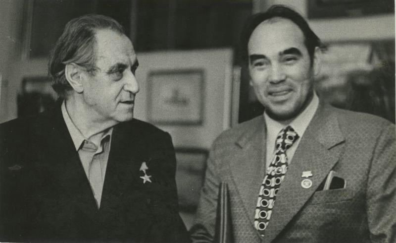 Писатель Валентин Катаев и журналист Казарин, 1962 год. Видео «Валентин Катаев. Тесный век» с этой фотографией.