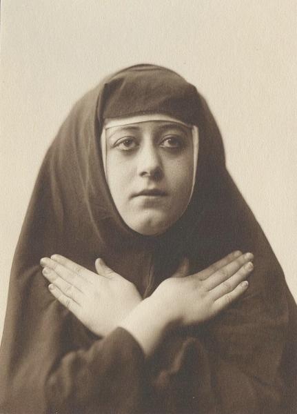 Женский портрет. Монахиня, 1930 - 1936