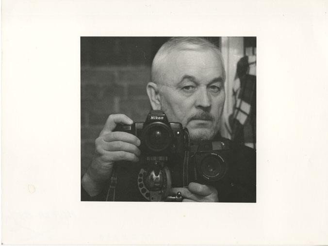 Автопортрет, 1970 - 1985. Выставка «"Снял себя сам". Автопортрет или селфи?» с этой фотографией.
