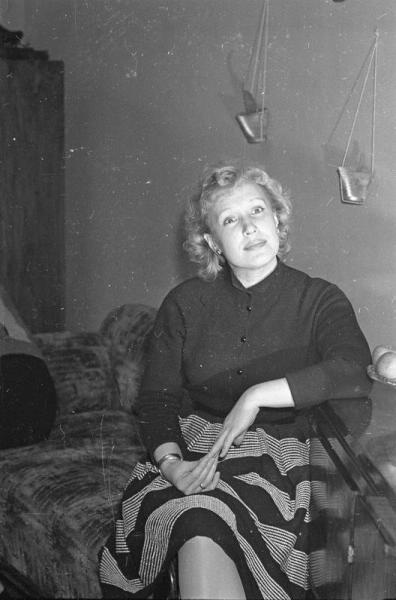 Ирина Муштакова в гостях у Бесковых, 1950-е, г. Москва