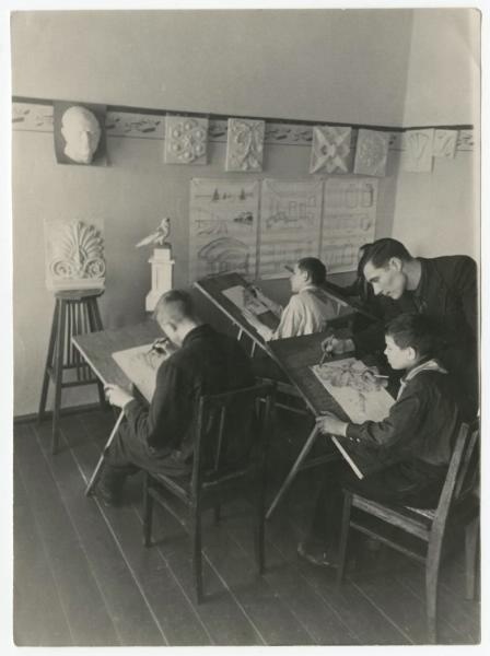 Кружок детского рисунка Дома пионеров, 1952 год