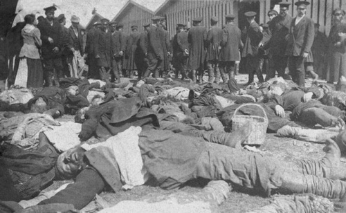 Тела раздавленных на Ходынском поле, май 1896, г. Москва