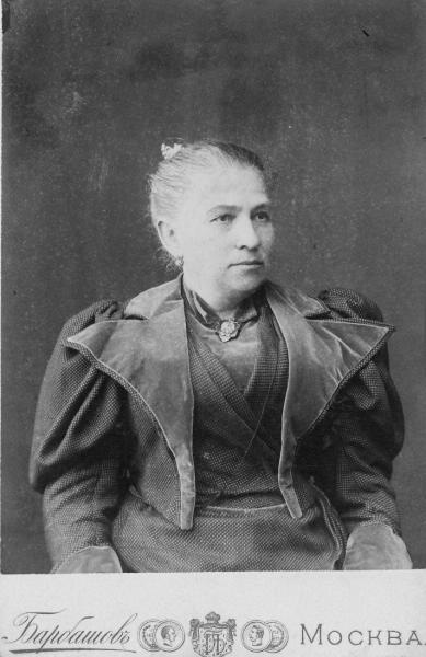 Женский портрет, 1890 - 1905, г. Москва. Альбуминовая печать.