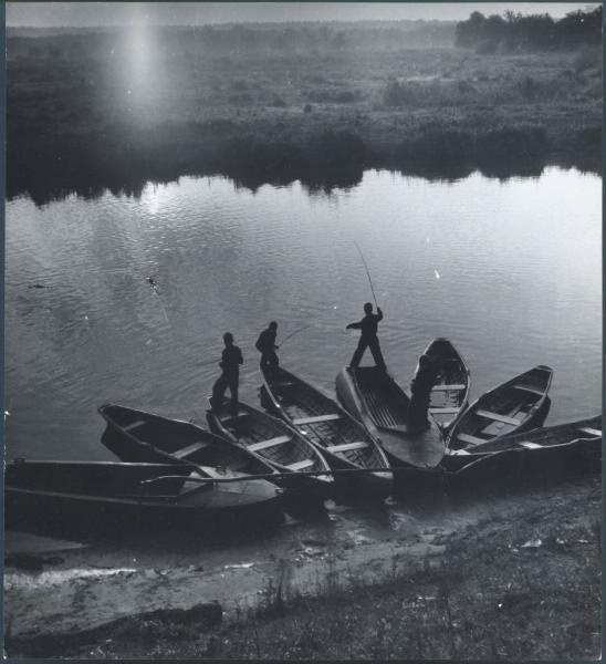 На реке, 1957 год, Украинская ССР, Харьков