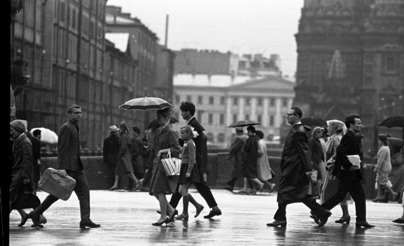 Дождь, 1960-е, г. Ленинград. Казанский мост.
