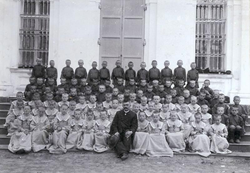Группа учащихся-паломников, 1900-е, Московская губ., Богородский у.