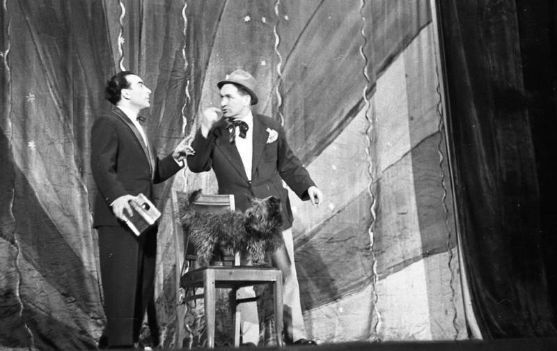 Артисты московской группы «Цирк на сцене». Клоун Григорий Титов, 1959 - 1961