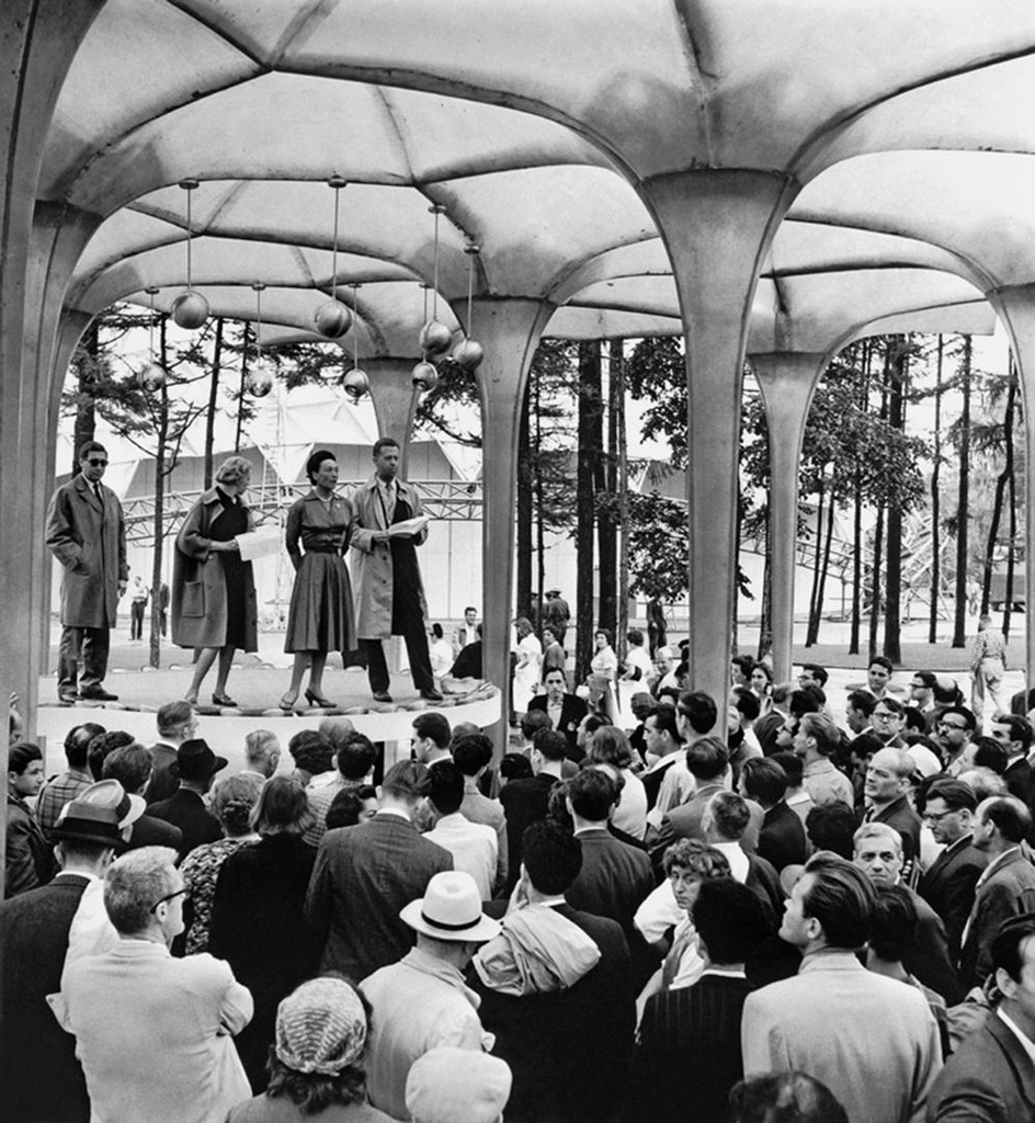 Открытие Американской национальной выставки в «Сокольниках», 1959 год, г. Москва. Выставка «Парк собирает друзей» и&nbsp;видео «Всеволод Тарасевич» с этой фотографией. 