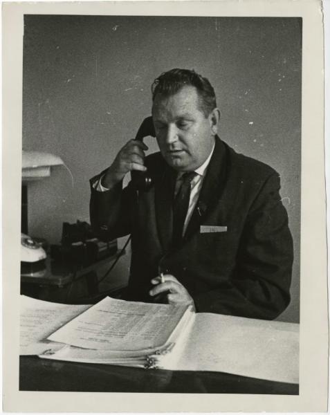 Разговор по телефону, 1960 - 1963