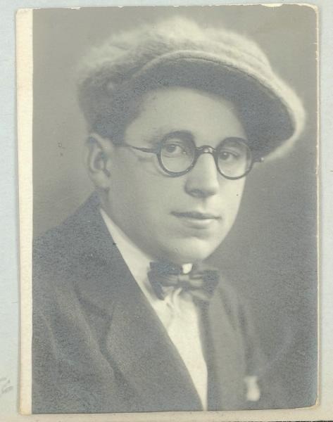 Портрет молодого человека, 1920-е