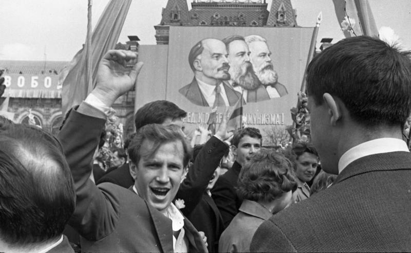 Студенты на первомайской демонстрации, 1 мая 1963, г. Москва