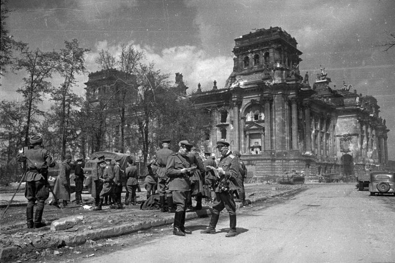 Фотографии рейхстаг 1945 года