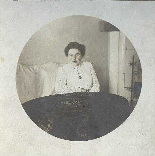 Портрет женщины, 1910-е