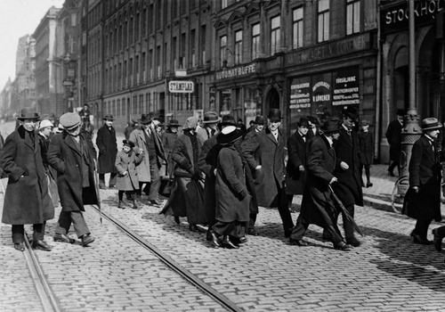 Русские политэмигранты во главе с Владимиром Лениным в Стокгольме на пути из Германии в Россию, март - апрель 1917, г. Стокгольм