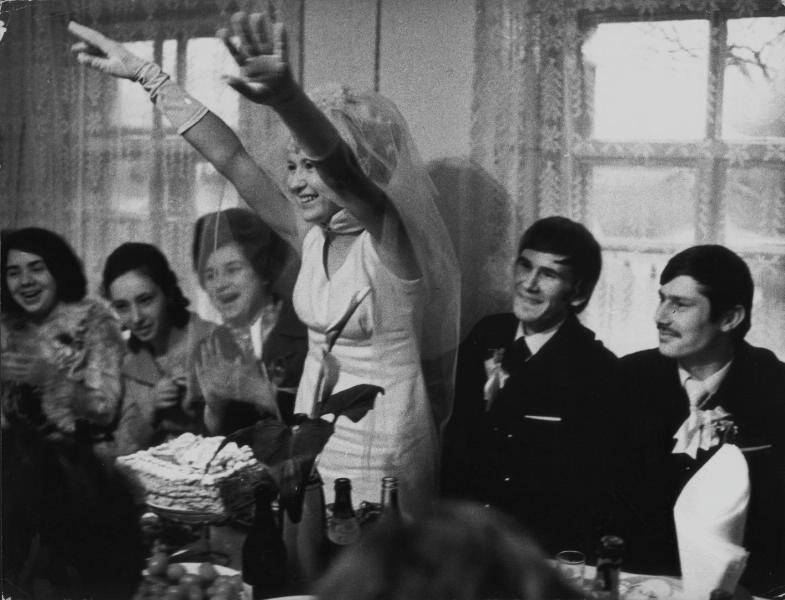 Свадьба, 1970-е. Выставки&nbsp;«10 лучших свадебных фотографий»&nbsp;и «Счастливые люди Всеволода Тарасевича» с этой фотографией. 