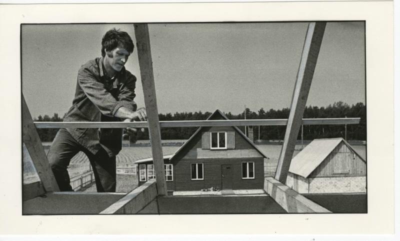 На строительстве дома, 1987 год