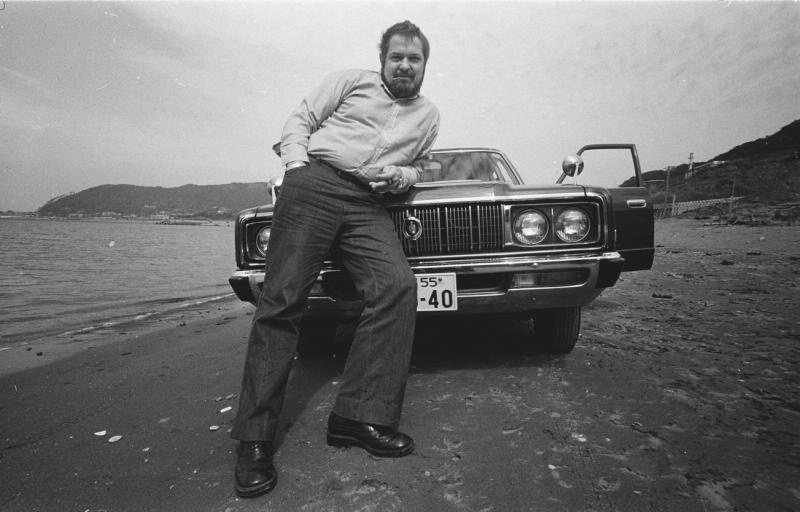 Писатель, сценарист Юлиан Семенов на съемках фильма «Жизнь и смерть Фердинанда Люса», 1975 год. Выставка «Фотографии Юозаса Будрайтиса» с этим снимком.