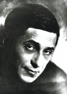 Писатель Михаил Зощенко, 1924 год. Видео «От Ильича до Никитсергеича. К 150-летию фотографа Моисея Наппельбаума» с этим снимком.