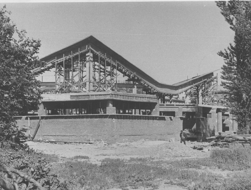 Фото "Строительство центрального городского крытого рынка", 1976 год, г ...