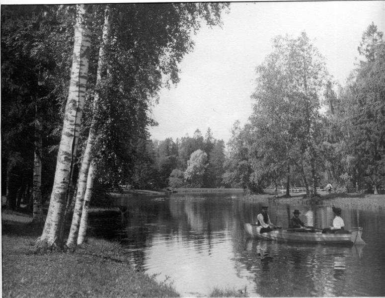 В лодке, 1900-е, г. Москва