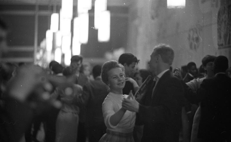 На вечере дружбы. Танцы, 1963 - 1964, г. Москва