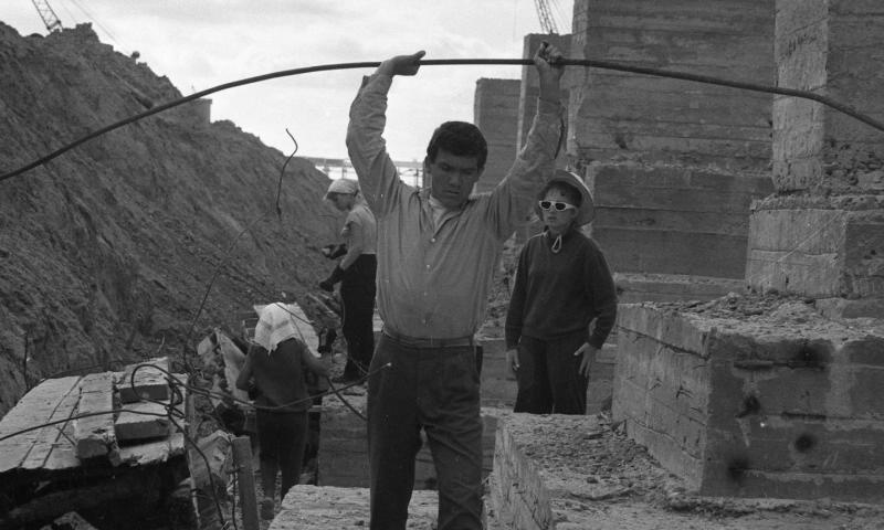 Фото "Студенты на стройплощадке", 1967 год, Волгоградская обл., г ...