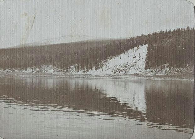 Река, 1910-е. Из серии «Этнографическая экспедиция по Северу».