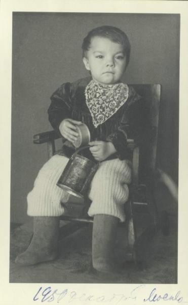 Портрет ребенка, декабрь 1950, г. Москва