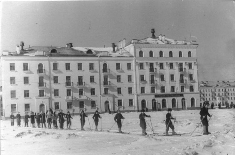 Март 1954 г. Череповец старые фотографии города. Ретро фото Верещагино 1948.