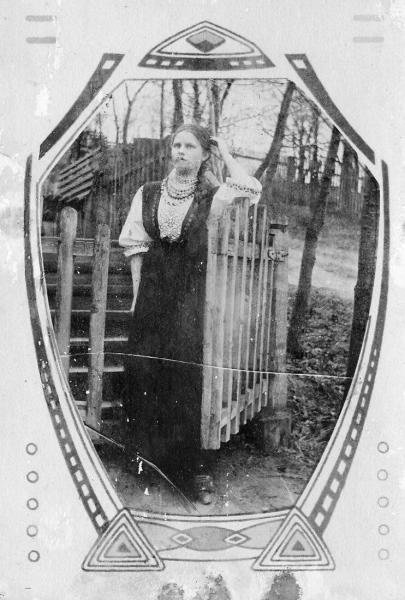 Женский портрет, 1910 - 1917