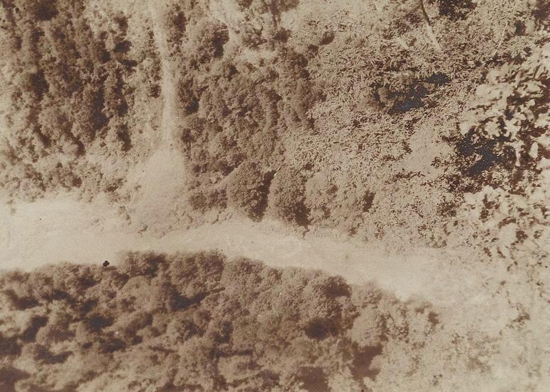 Ингур с карниза-тропы (высота около 1 км), 1928 год, Грузинская ССР, Сванетия. Из серии «Типы Сванетии, жилище, быт, культ».