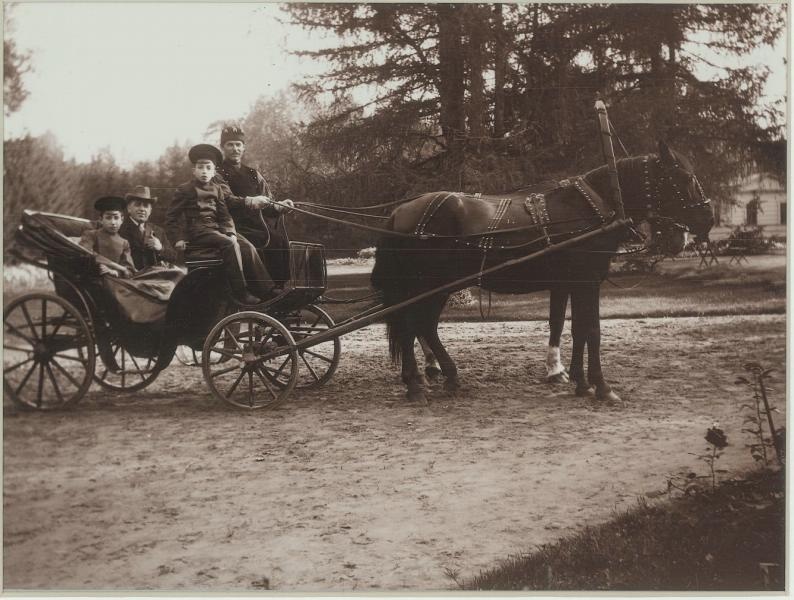 Конный экипаж, 1910-е
