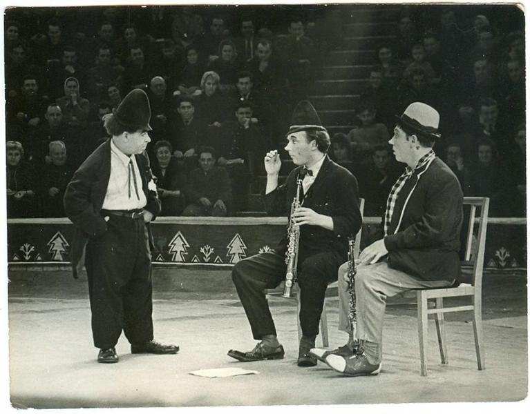 Клоун Карандаш, 1963 год. Народный артист РСФСР Михаил Николаевич Румянцев (клоун Карандаш) и музыкальные эксцентрики Константин Иванов и Виктор Гаврилов («Кисель» и «Клюква»).