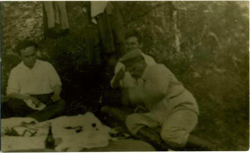 Иосиф Сталин на пикнике, 1930-е, г. Сочи (?)