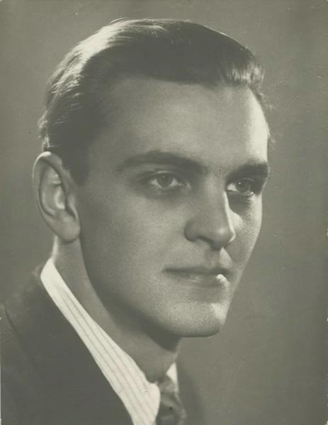 Актер Юрий Яковлев, 1950-е. Видео «Вахтанговцы» с этой фотографией.&nbsp;