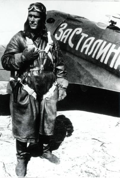 Летчик Борис Сафонов, дважды Герой Советского Союза, 22 июня 1941 - 30 ноября 1941, г. Мурманск
