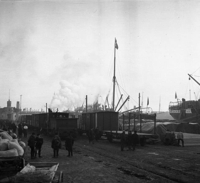 В порту, 1911 год, г. Санкт-Петербург