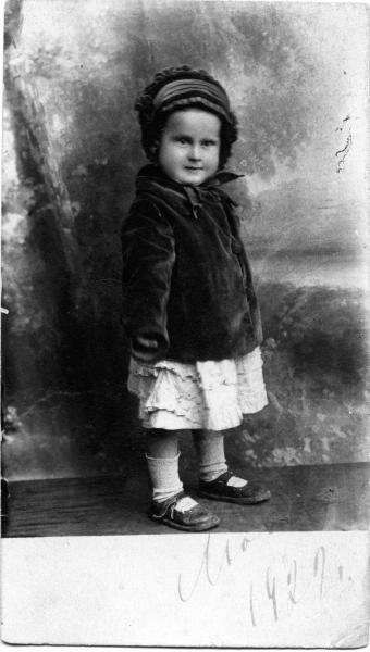 Портрет маленькой девочки, 1922 год, Вятская губ., г. Вятка