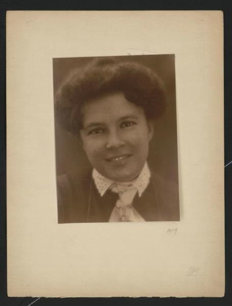 Елена Григорьевна Губчевская, 1909 год