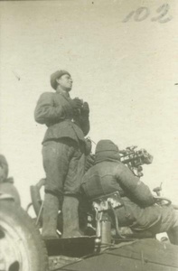 Портрет военного, 22 июня 1941 - 9 мая 1945. Выставка «Арон Замский: между кадром и боем» с этой фотографией.