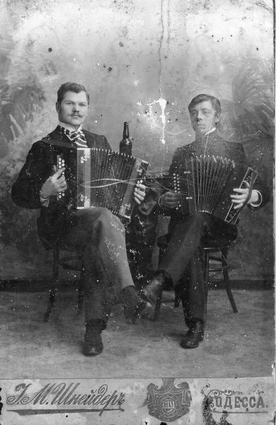 Гармонисты, 1905 - 1915, Херсонская губ., г. Одесса. Коллодион.