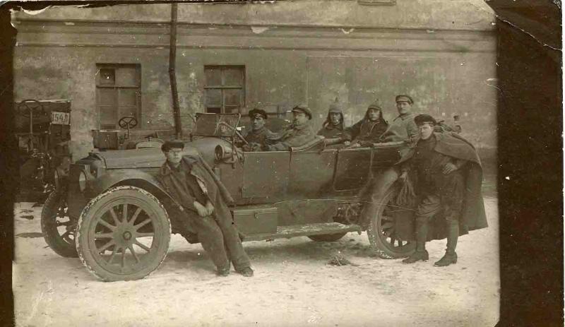 У автомобиля, 1917 - 1920