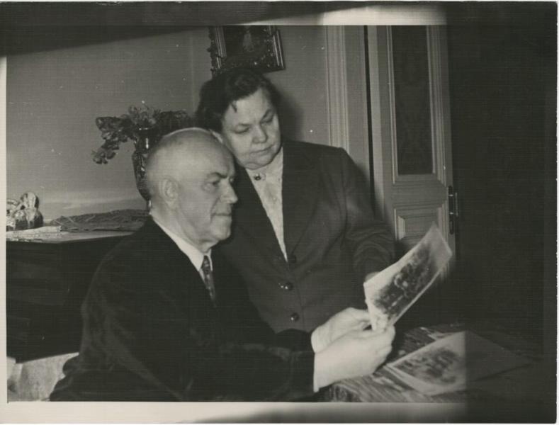 Георгий Жуков с супругой, 1 января 1970 - 18 июня 1974