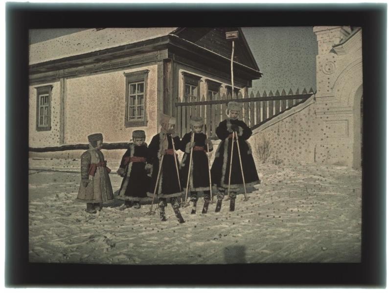 Дети Козаковы в Никольском, 1910 год, Симбирская губ.