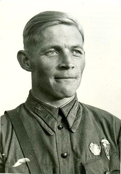 Парашютист товарищ Евдокимов, 1936 год