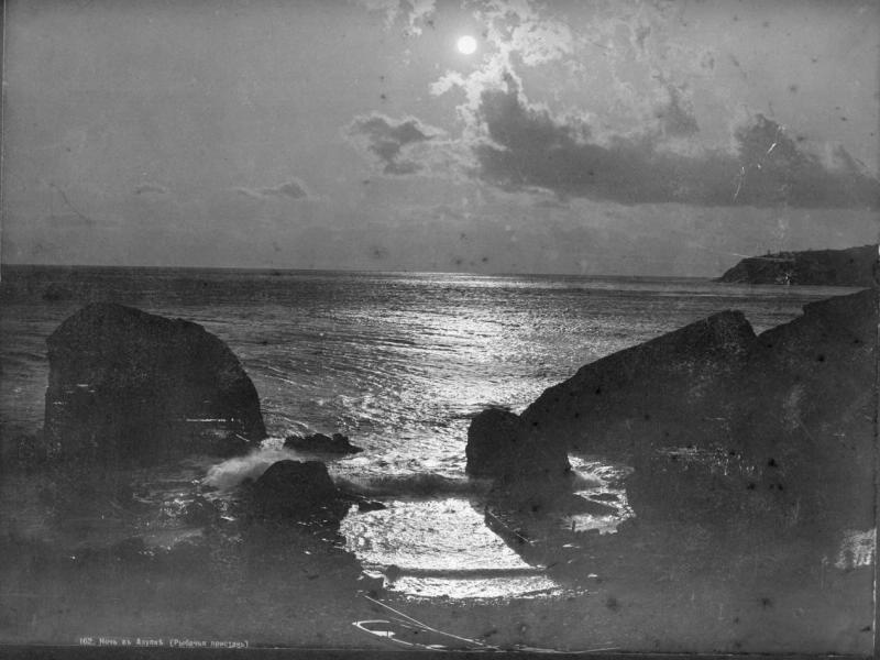 Ночь в Алупке (Рыбачья пристань), 1900-е, Таврическая губ., дер. Алупка