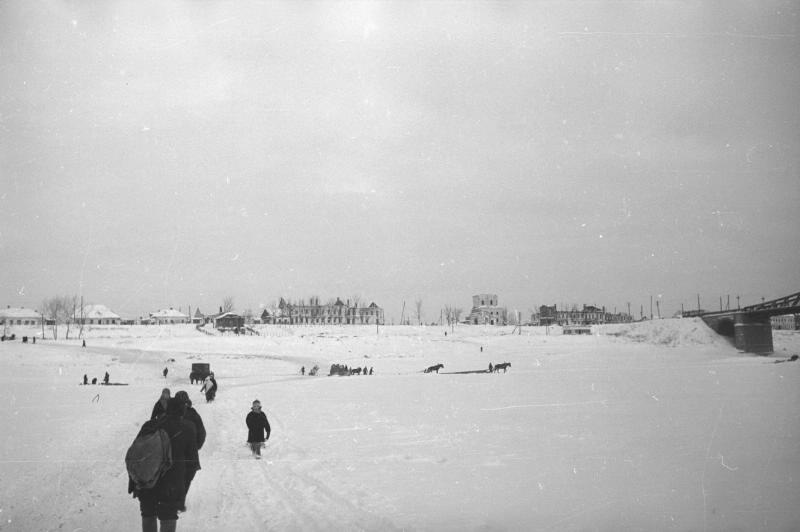 Общий вид города Калинин и Волги, 4 февраля 1942, г. Калинин