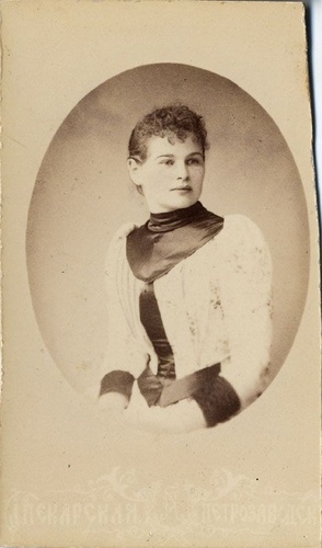 Фотопортрет молодой женщины, 1878 - 1889, г. Петрозаводск