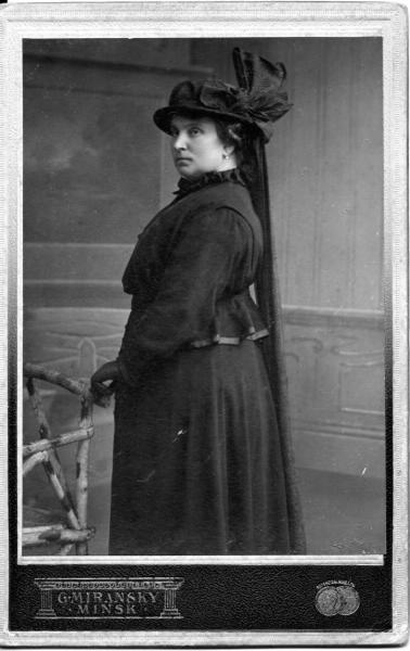Портрет дамы в шляпе, 1898 - 1909, Минская губ., г. Минск